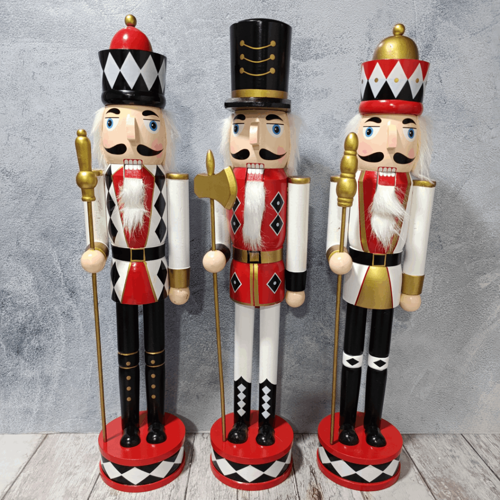 CASCANUECES ARLEQUIN_1