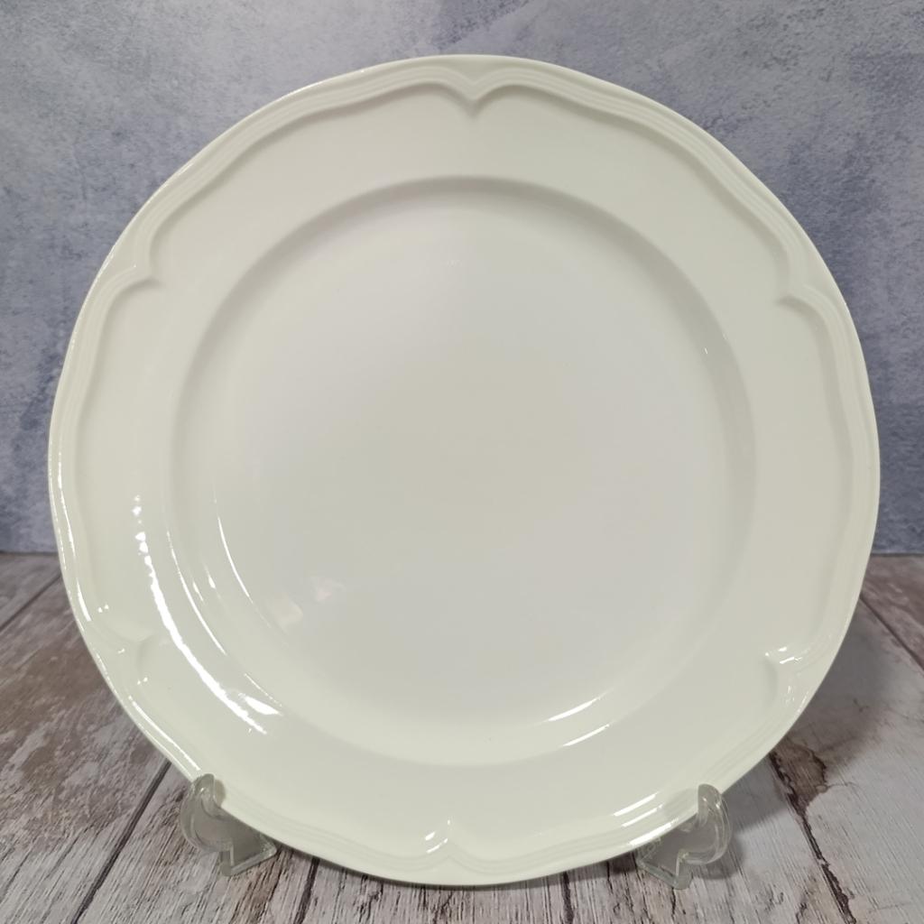 PLATO DE PORCELANA ORION 26,8 CM_1