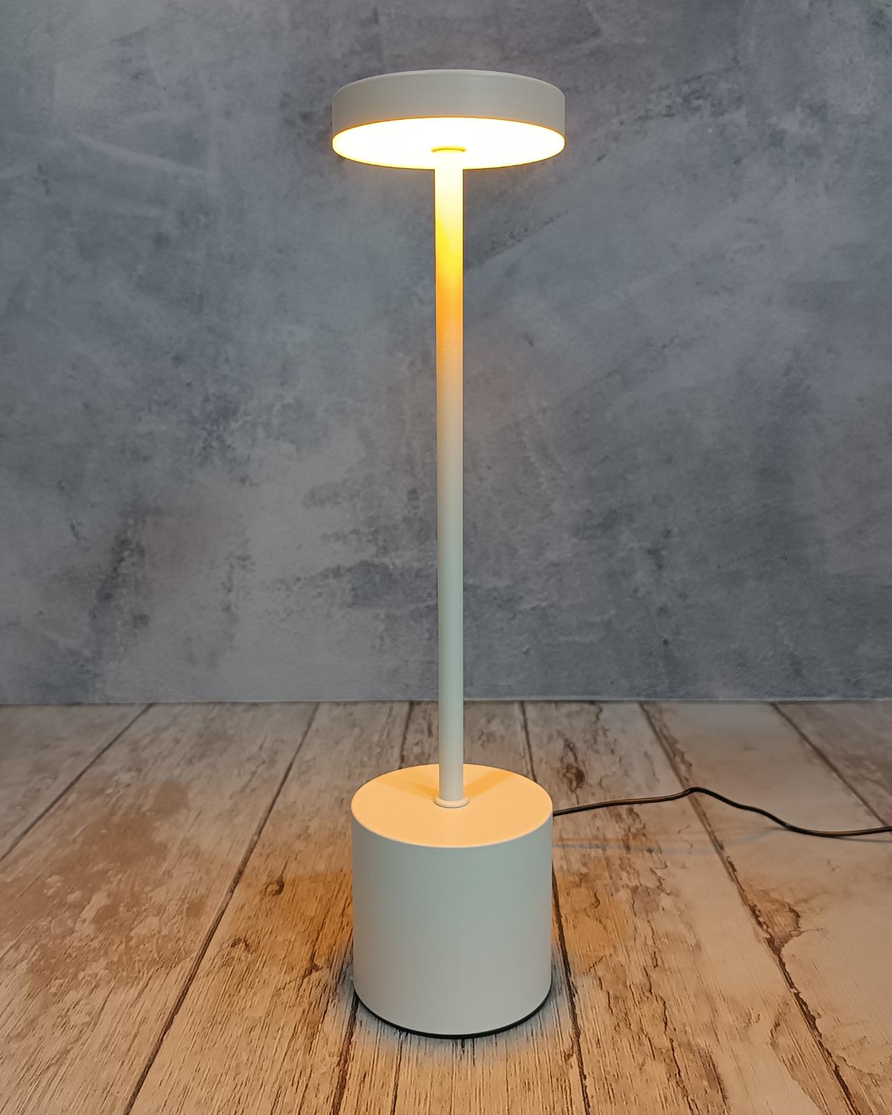 LAMPARA DE MESA AURA - MarkoRegalos