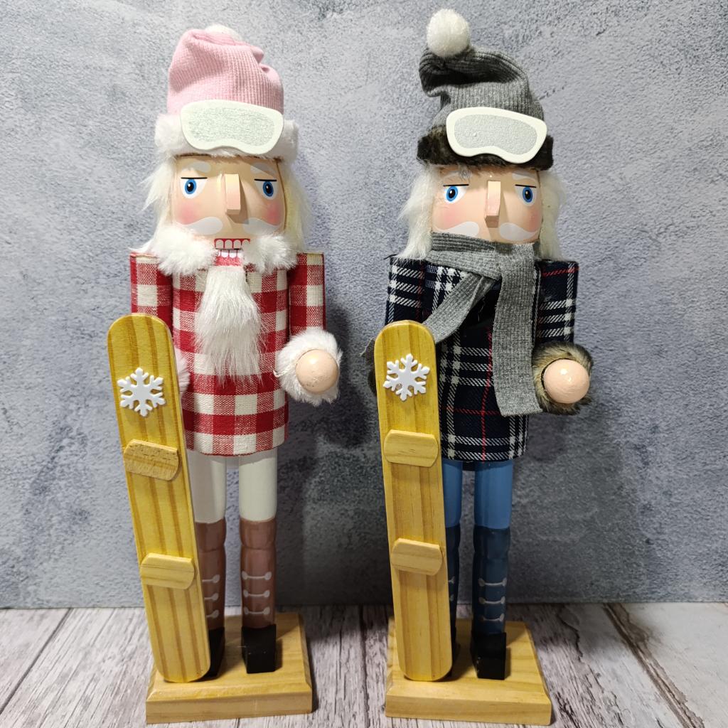 CASCANUECES ALPINISTA  - MarkoRegalos